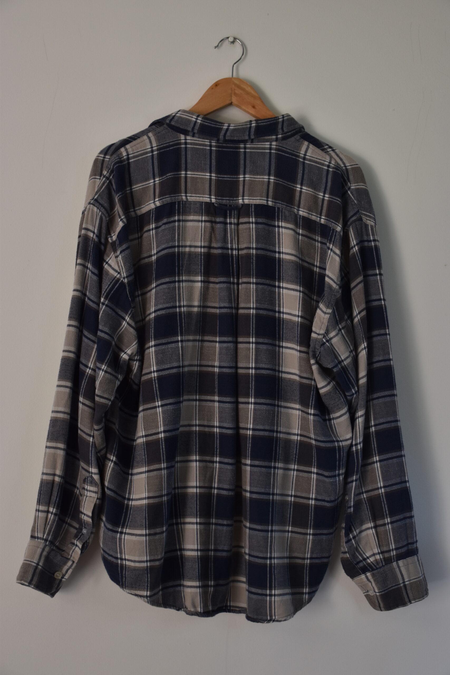 Chemise bleue à carreaux