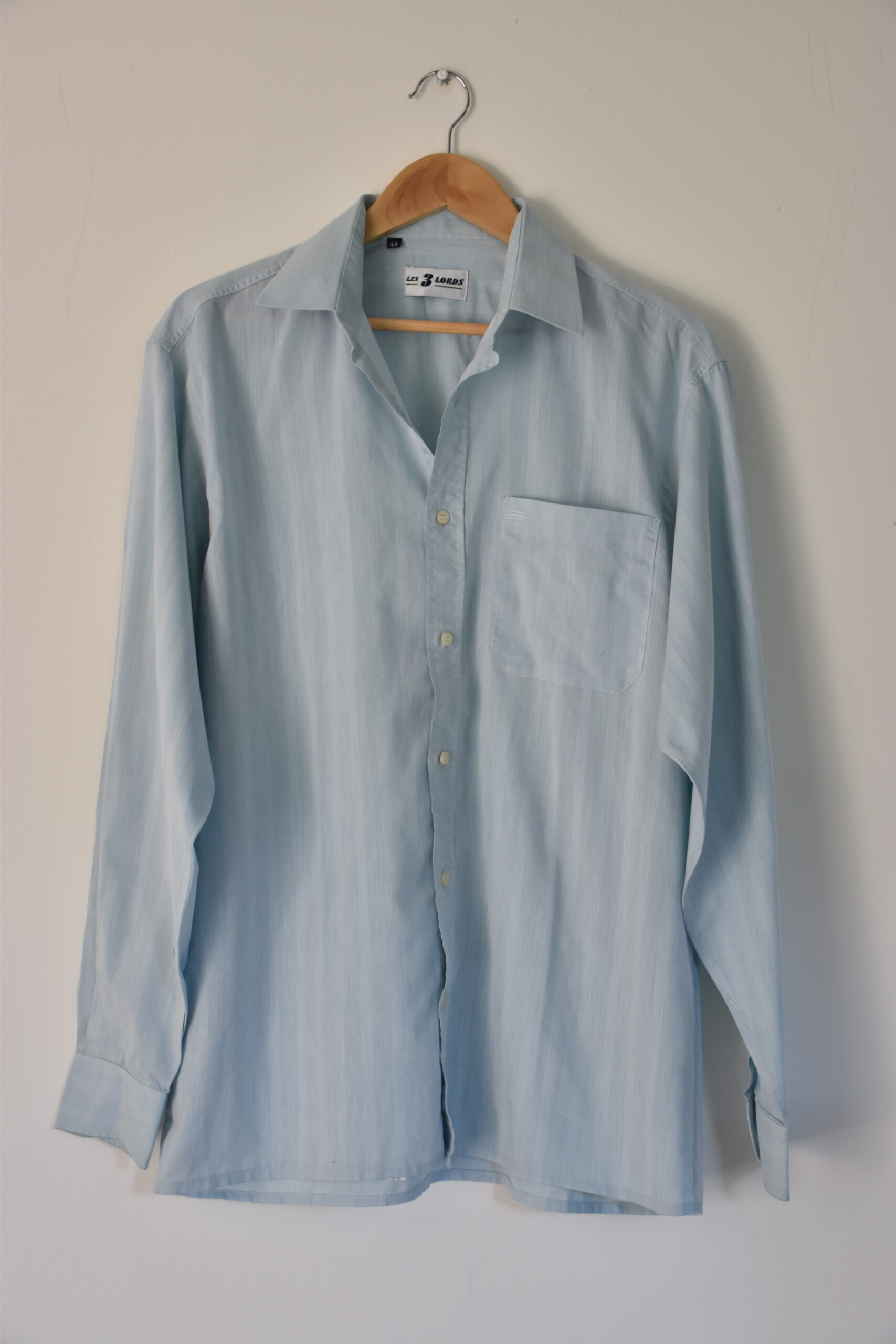 Chemise bleue ciel