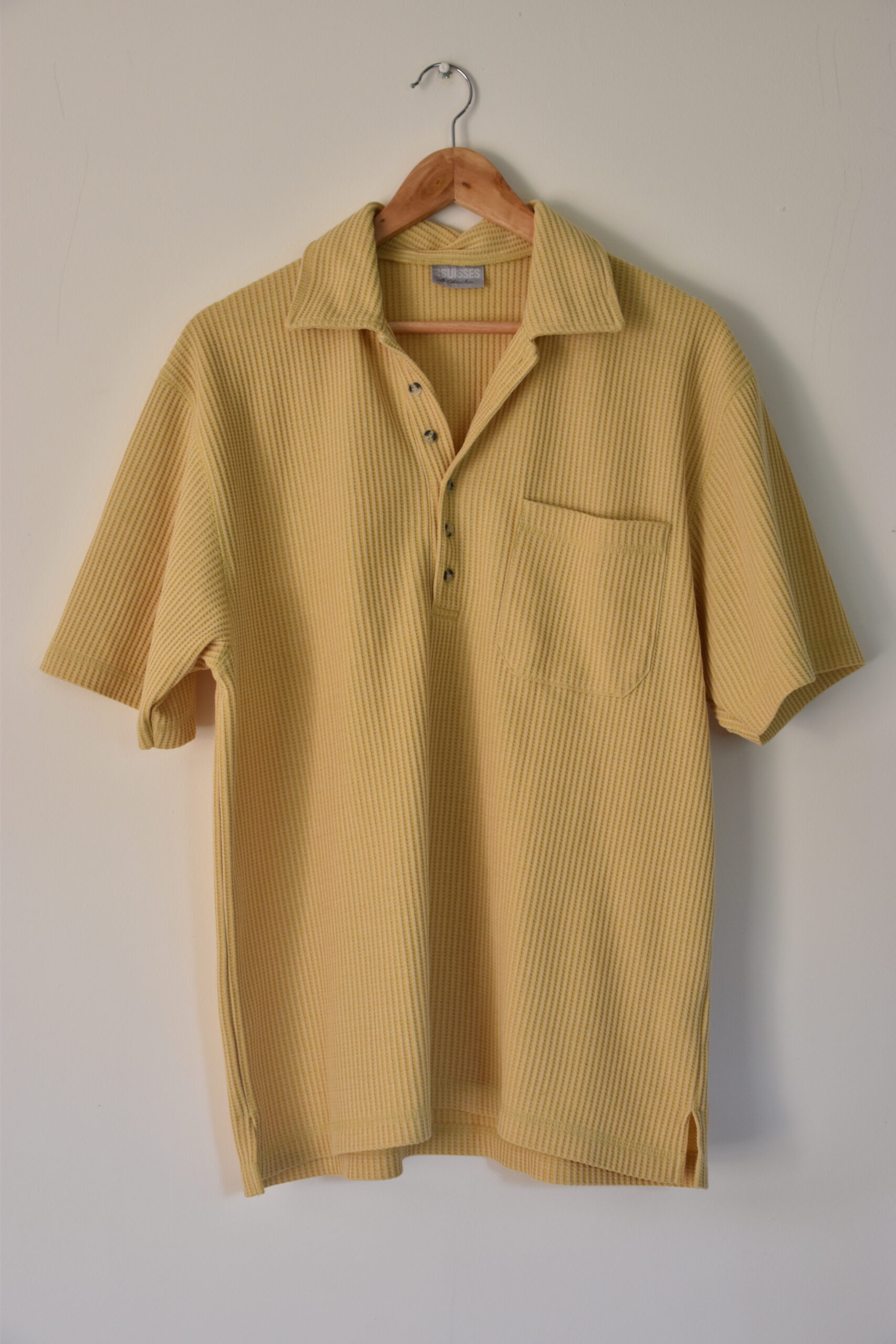 Polo jaune “nid d’abeille”