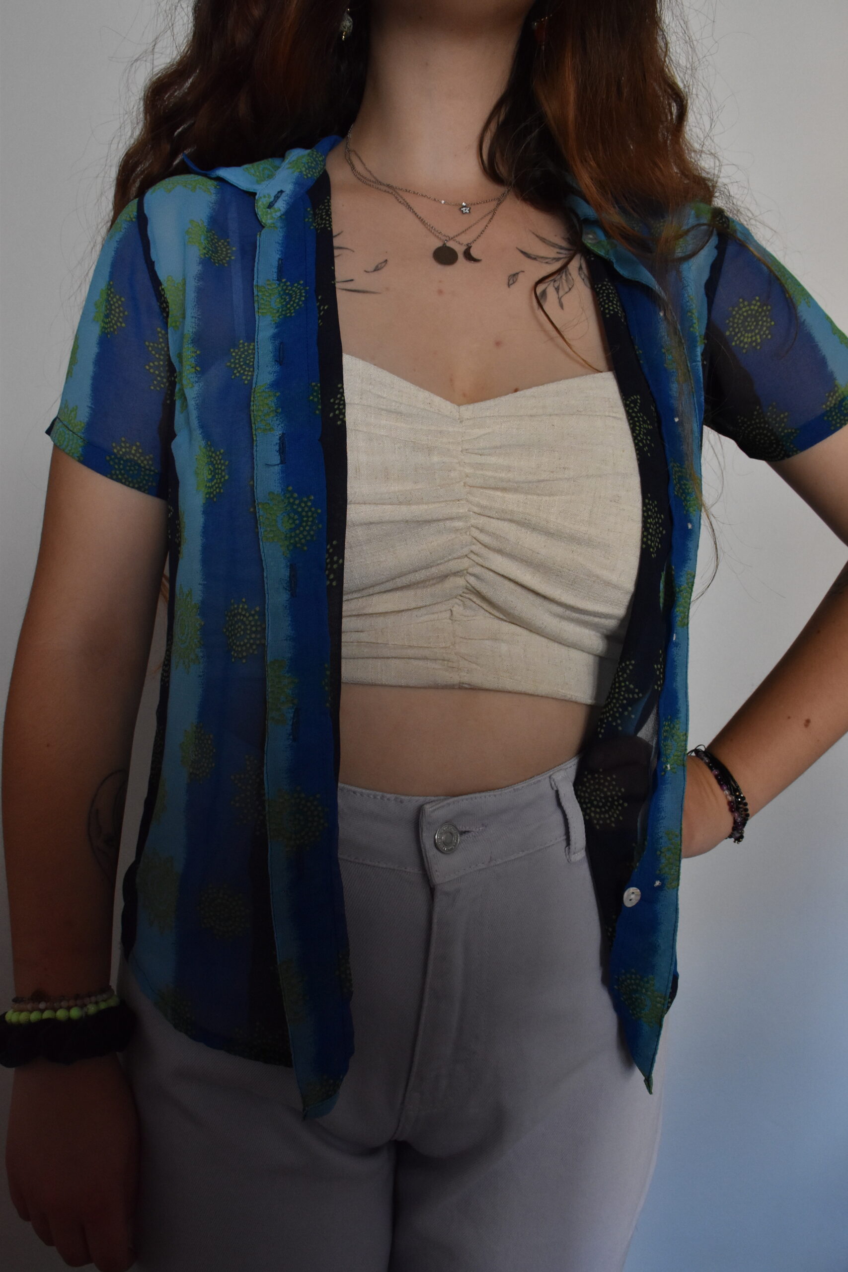 Chemise transparente bleue