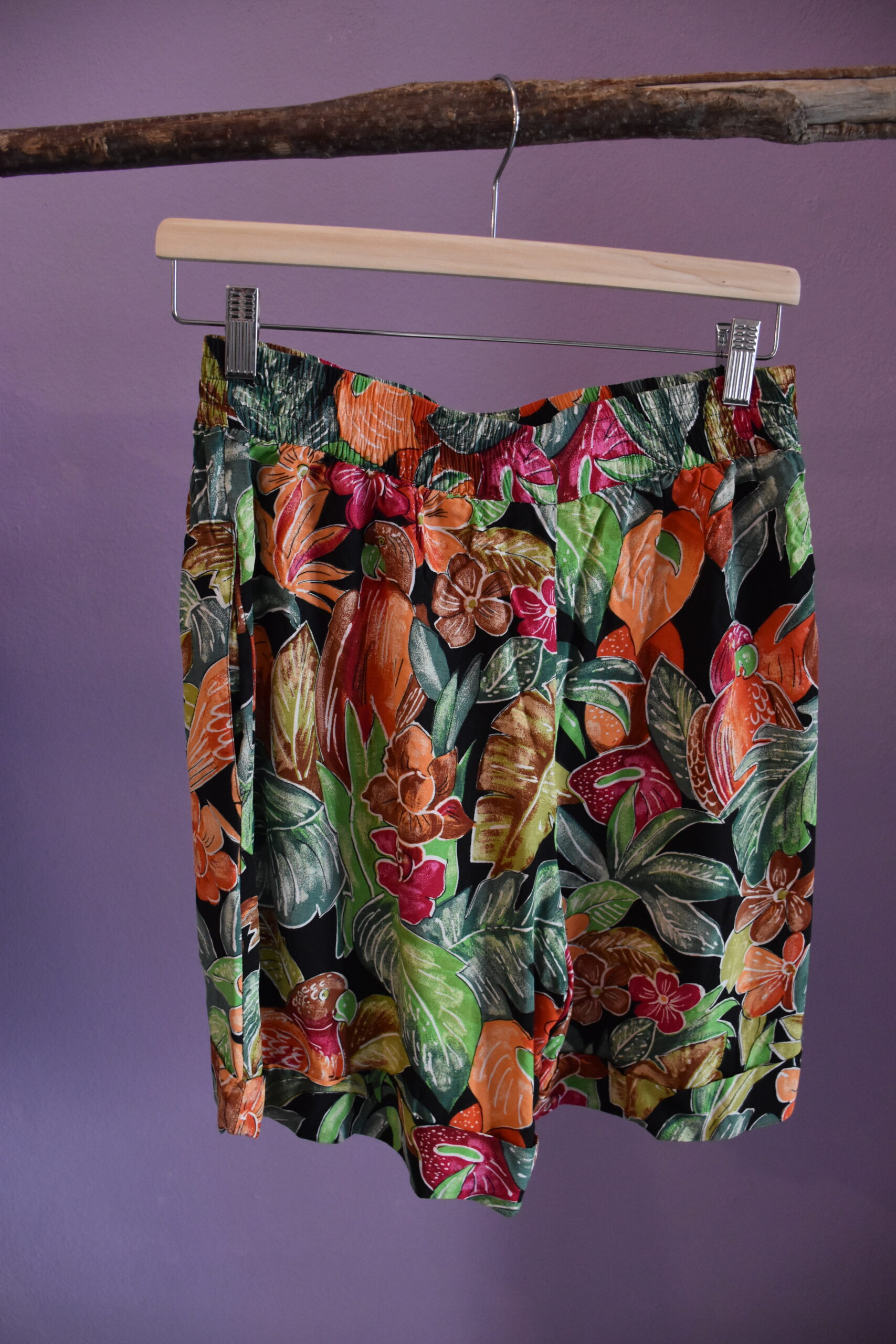 Short léger motifs floraux